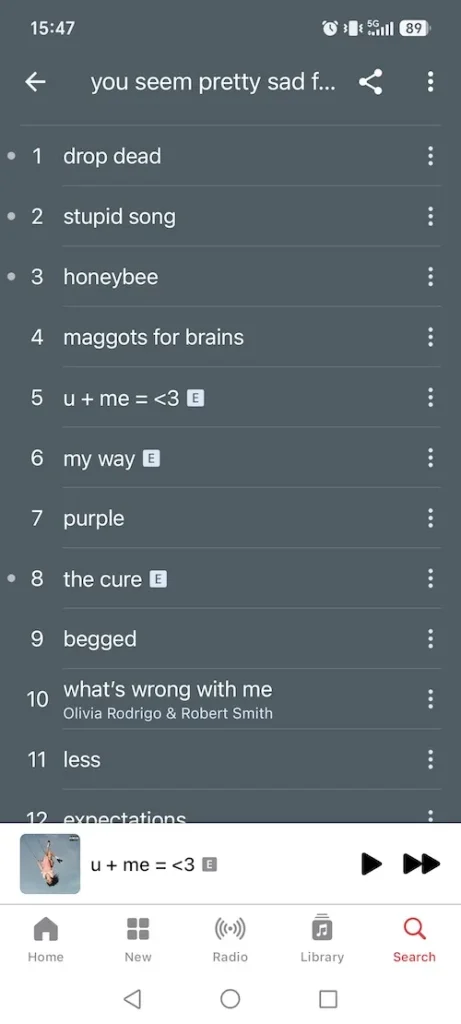 puntos antes de las canciones de Apple Music